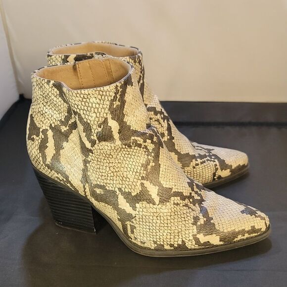 SOUL NATURALIZER COWBOY ANKLE POINTED TOE SIDE ZIPPER CHUNKY BLOCK HEEL BOOT - Picture 12 of 15